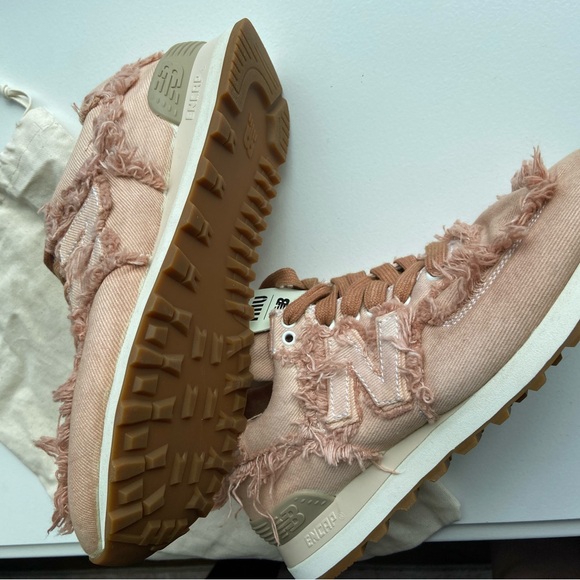 Miu miu new balance collab sneakers - Picture 3 of 5